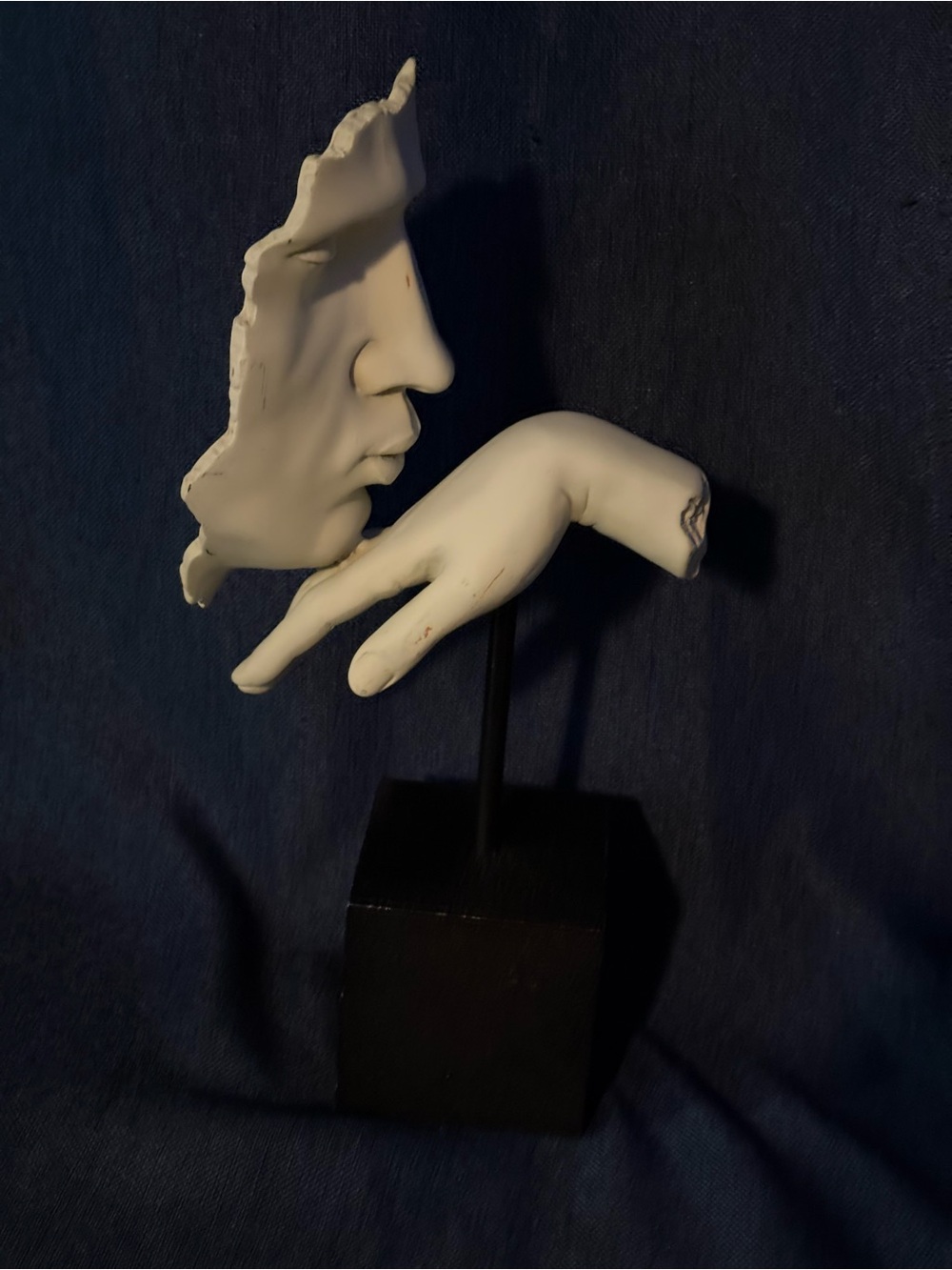 TMS 2005 Vitruvian Collection Pleased to Meet You Face Sculpture Statue 11.5"
